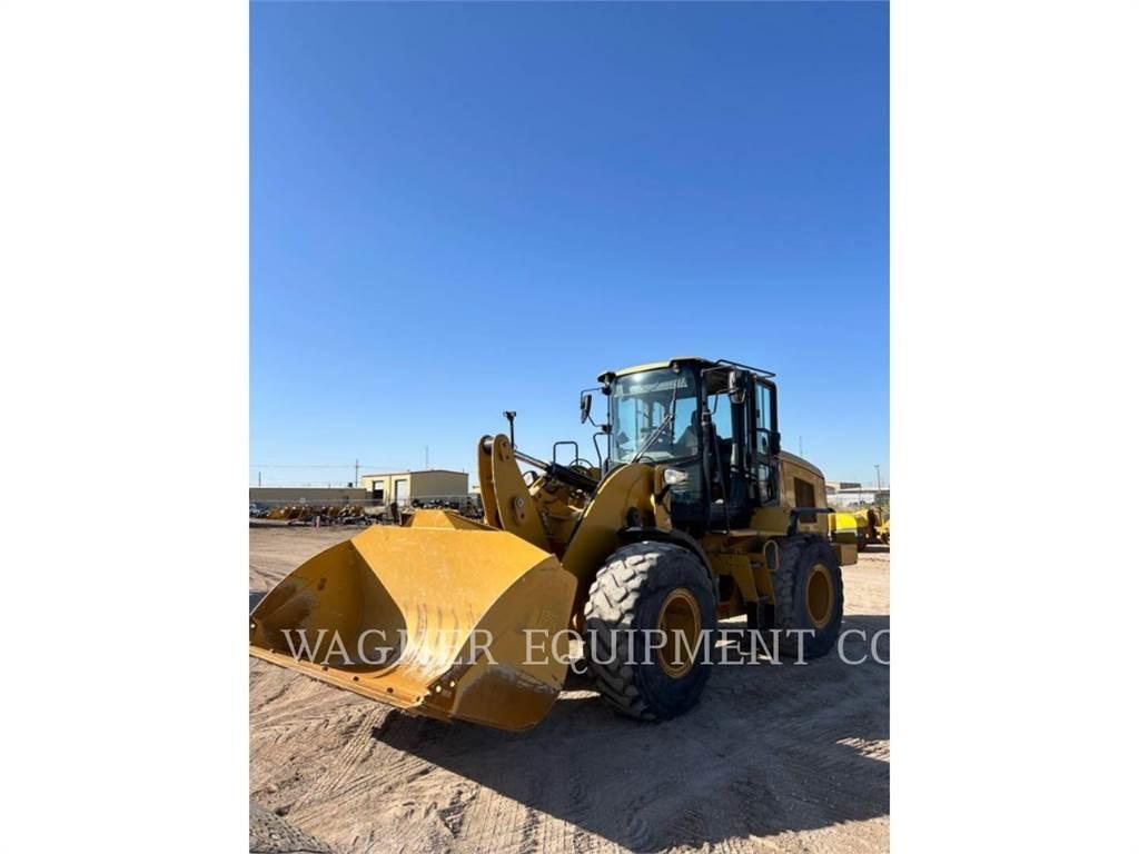 CAT 926M 輪胎式裝載機