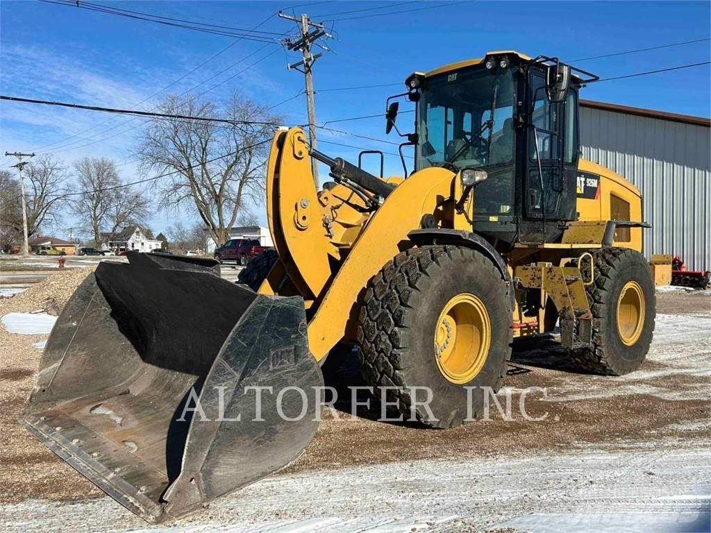 CAT 926M 輪胎式裝載機