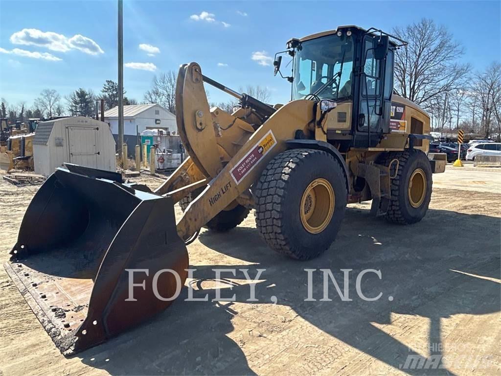 CAT 926M 輪胎式裝載機