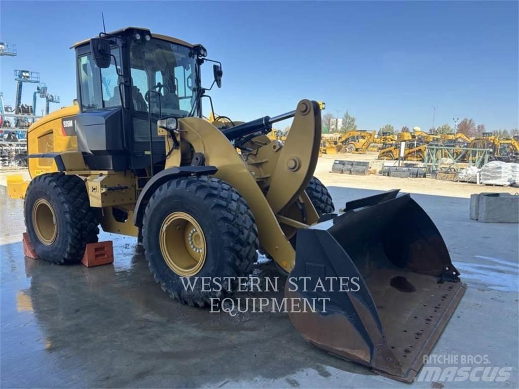 CAT 926M 輪胎式裝載機