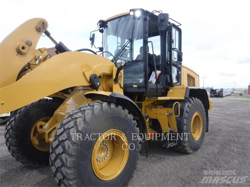CAT 926M 輪胎式裝載機