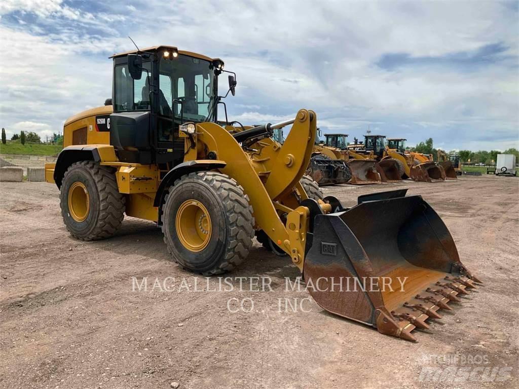 CAT 926M 輪胎式裝載機