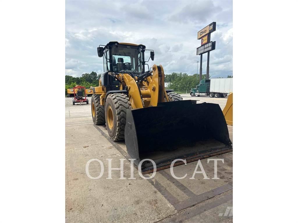 CAT 926M 輪胎式裝載機