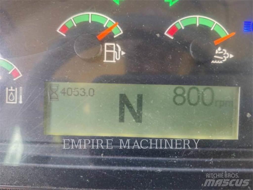 CAT 926M 輪胎式裝載機