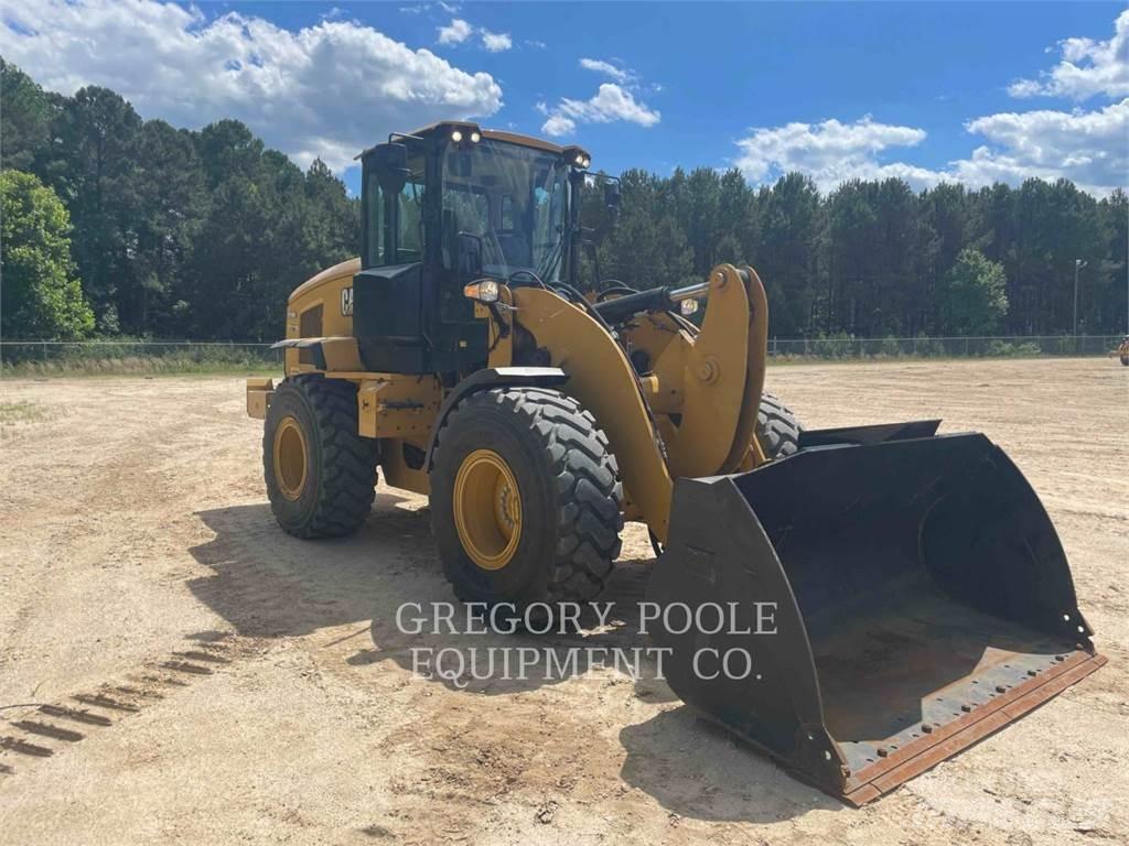 CAT 926M 輪胎式裝載機