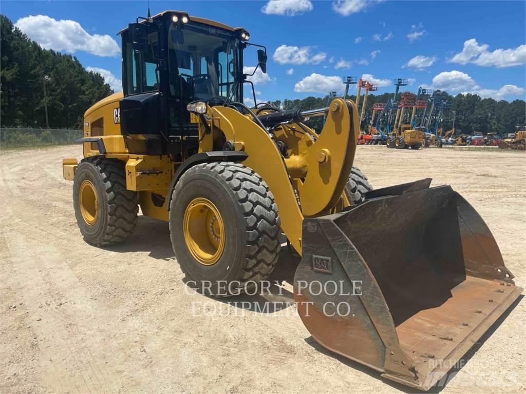 CAT 926M 輪胎式裝載機