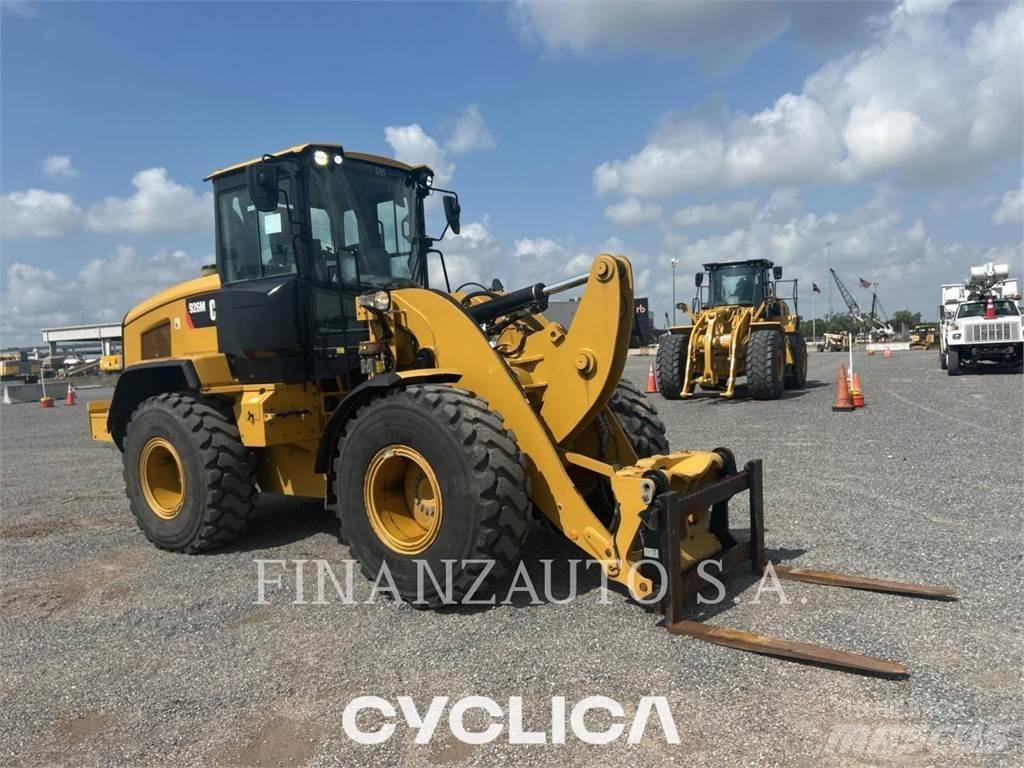 CAT 926M 輪胎式裝載機