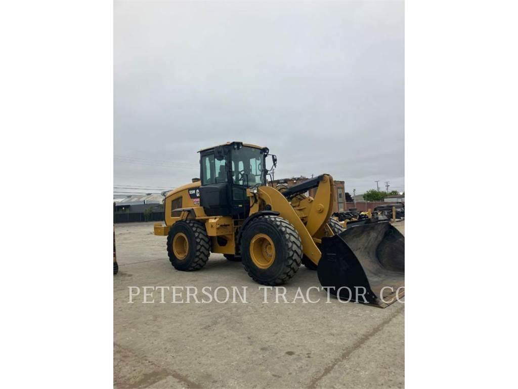 CAT 926M 輪胎式裝載機