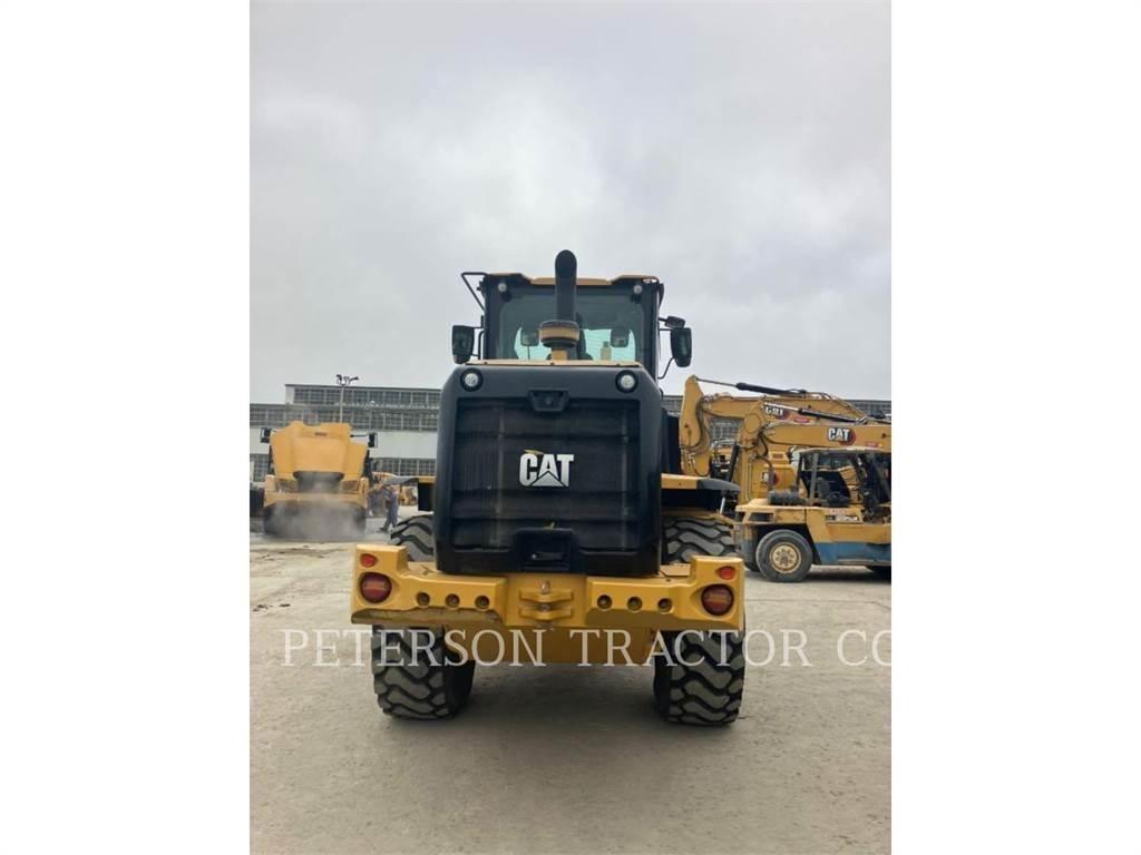 CAT 926M 輪胎式裝載機