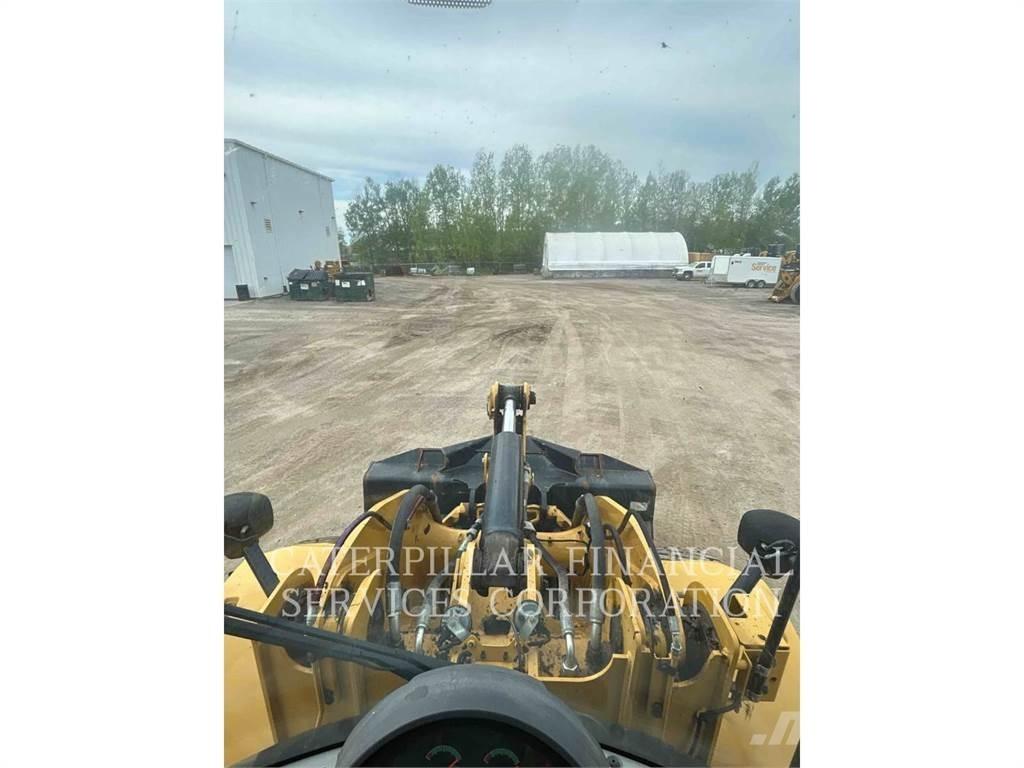 CAT 926M 輪胎式裝載機