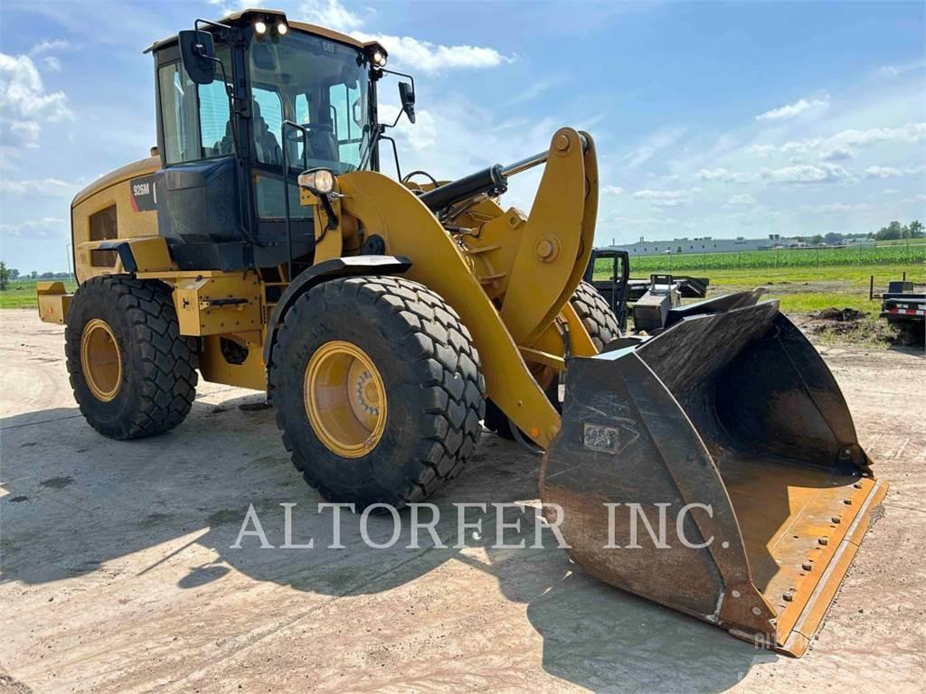 CAT 926M 輪胎式裝載機