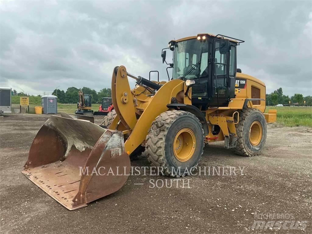 CAT 926M 輪胎式裝載機