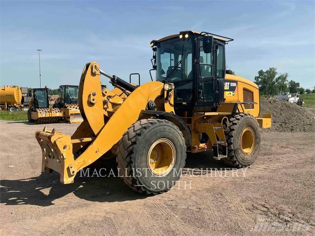 CAT 926M 輪胎式裝載機