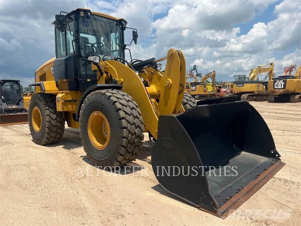 CAT 926M 輪胎式裝載機