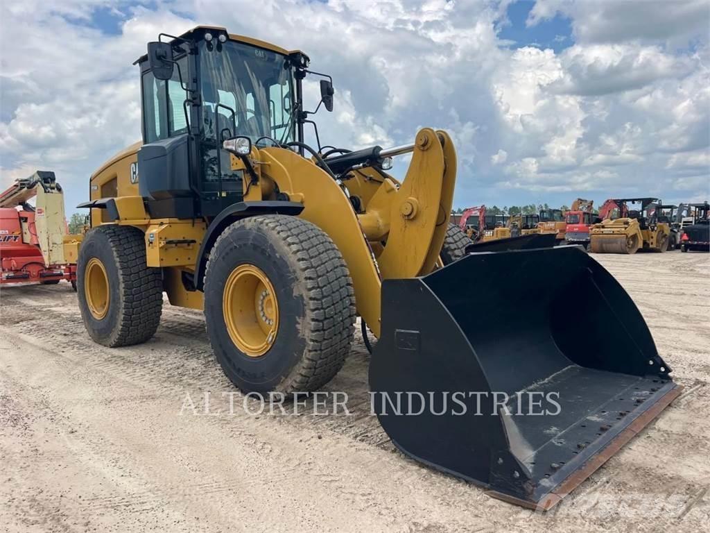 CAT 926M 輪胎式裝載機