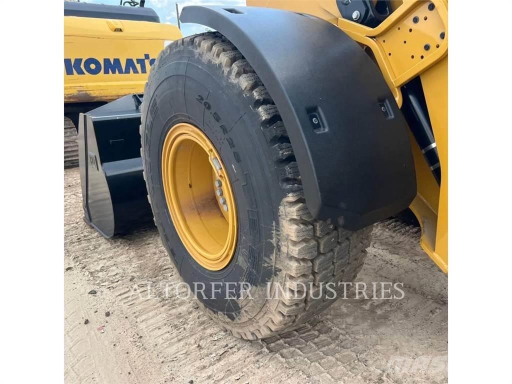 CAT 926M 輪胎式裝載機