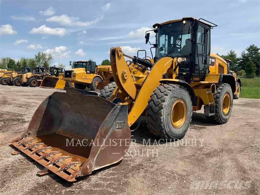 CAT 926M 輪胎式裝載機