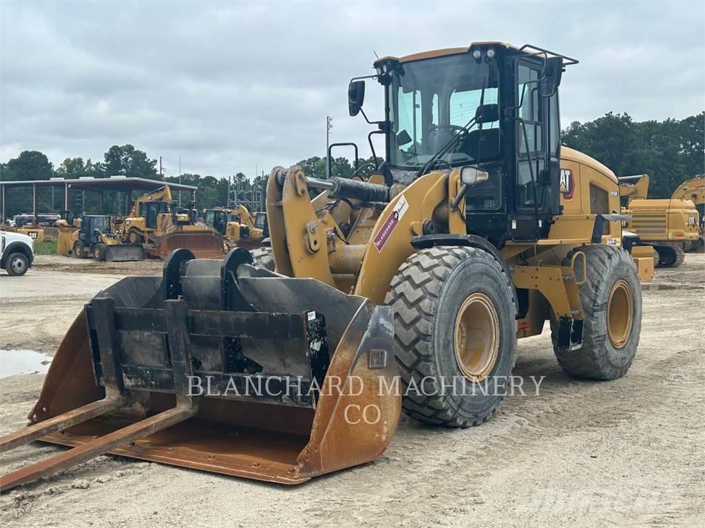 CAT 926M 輪胎式裝載機