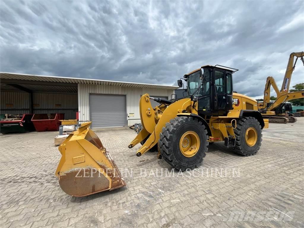 CAT 926M 輪胎式裝載機