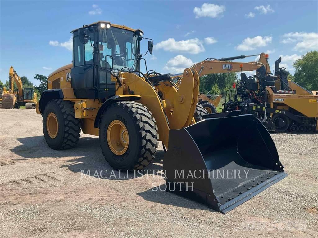 CAT 926M 輪胎式裝載機