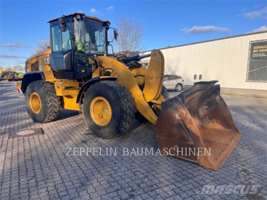 CAT 926M 輪胎式裝載機