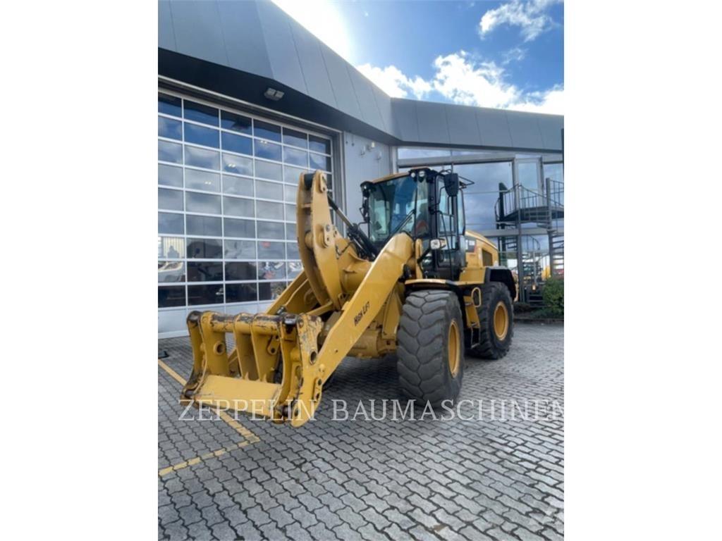 CAT 926M 輪胎式裝載機