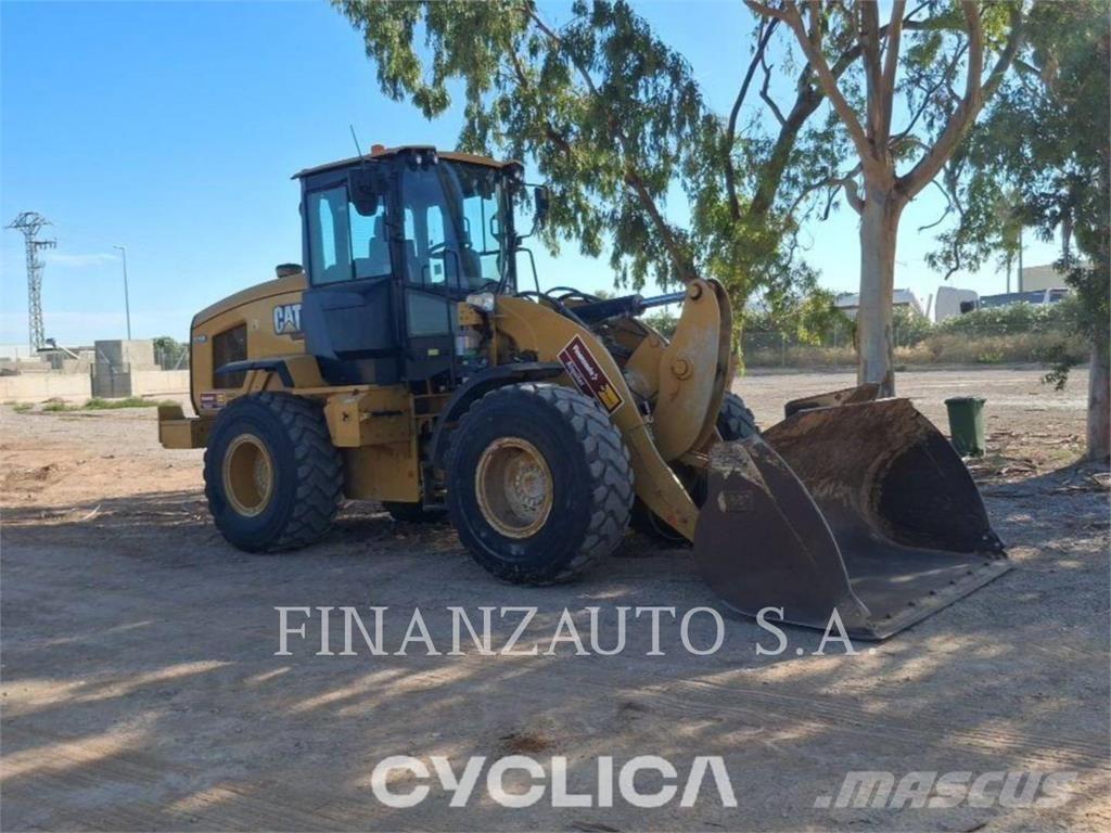 CAT 926M 輪胎式裝載機