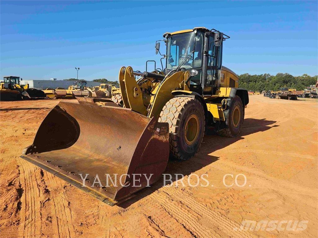 CAT 926M 輪胎式裝載機