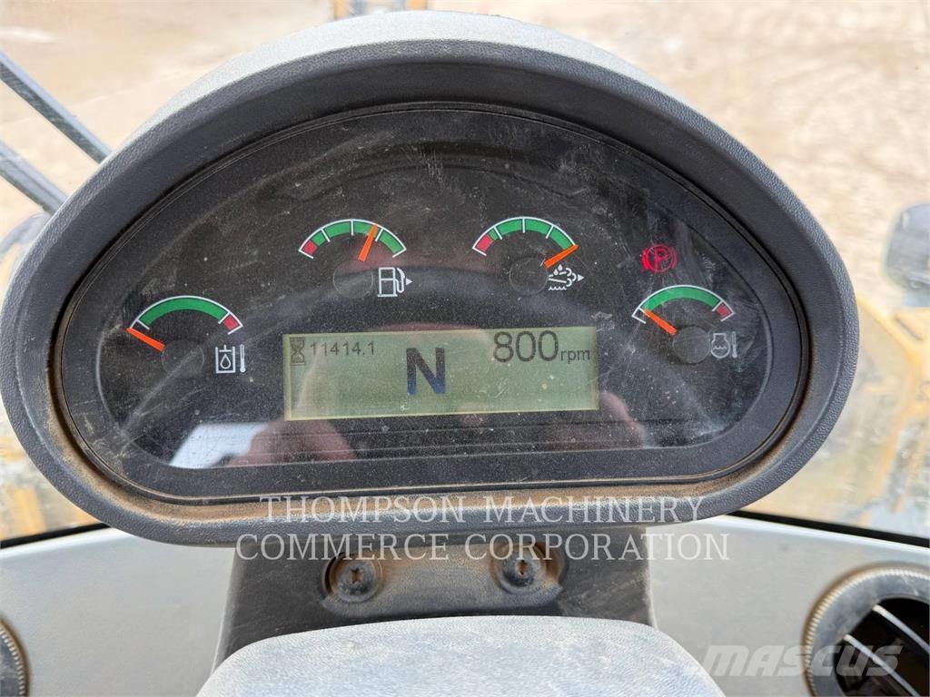 CAT 926M 輪胎式裝載機