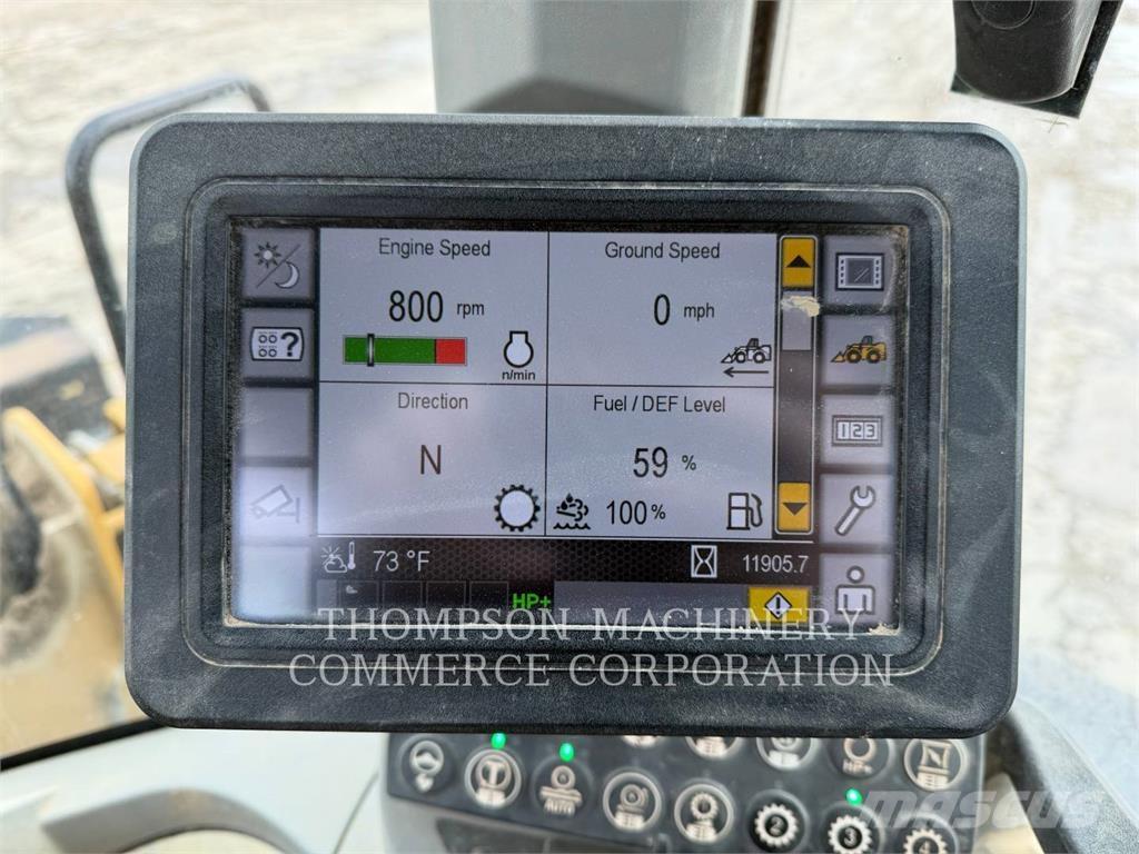 CAT 926M 輪胎式裝載機