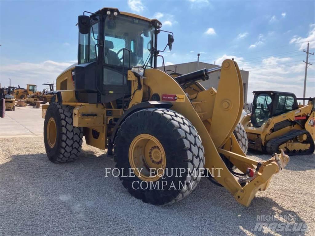 CAT 926M 輪胎式裝載機