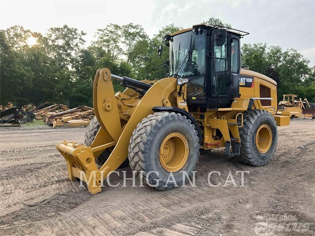 CAT 926M 3RQ 輪胎式裝載機