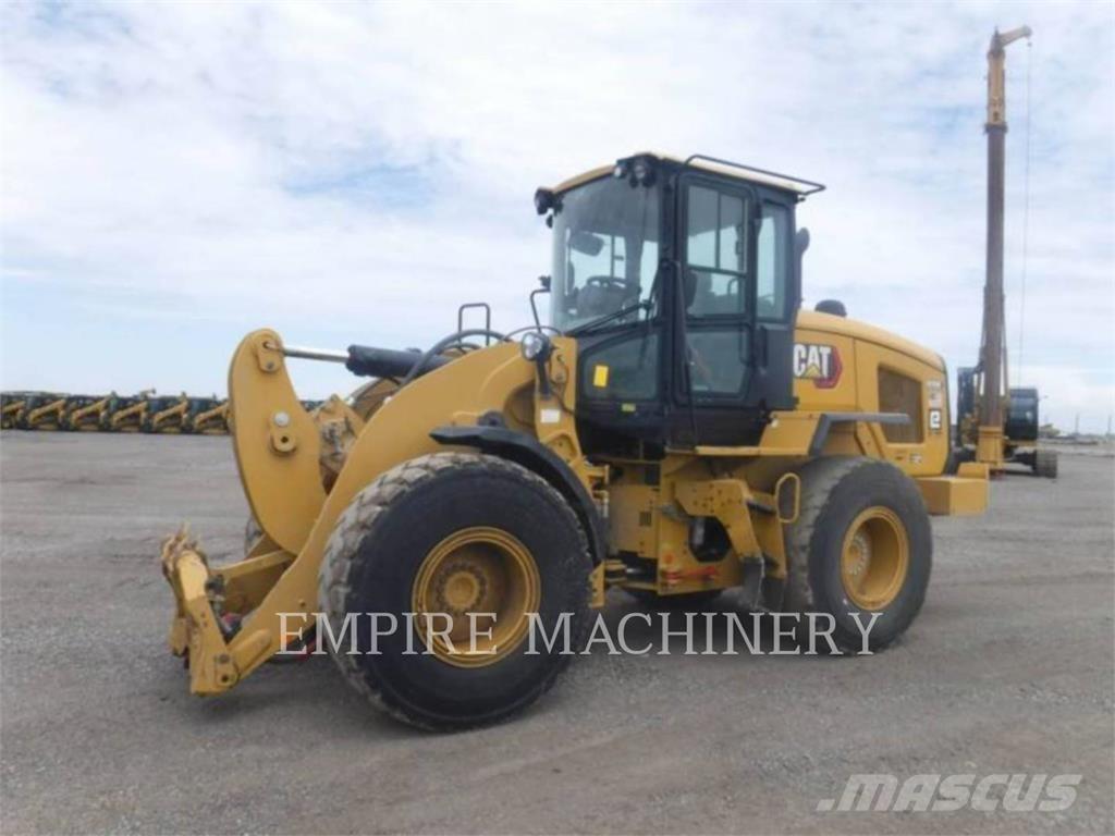 CAT 926M FC 輪胎式裝載機