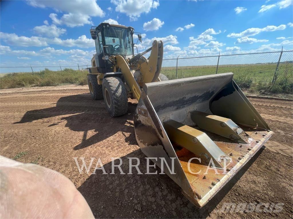 CAT 926M HL 輪胎式裝載機