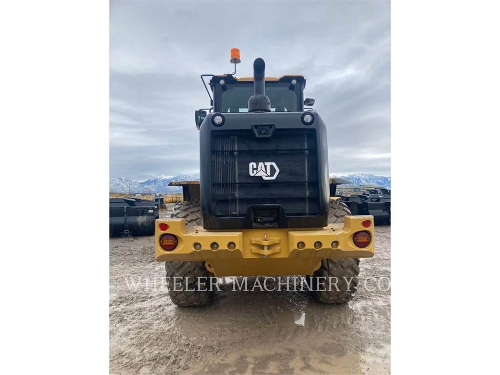 CAT 926M HL QC 輪胎式裝載機