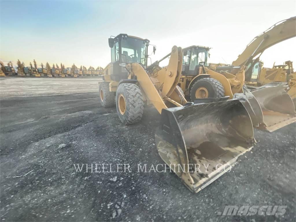CAT 926M HL QC 輪胎式裝載機