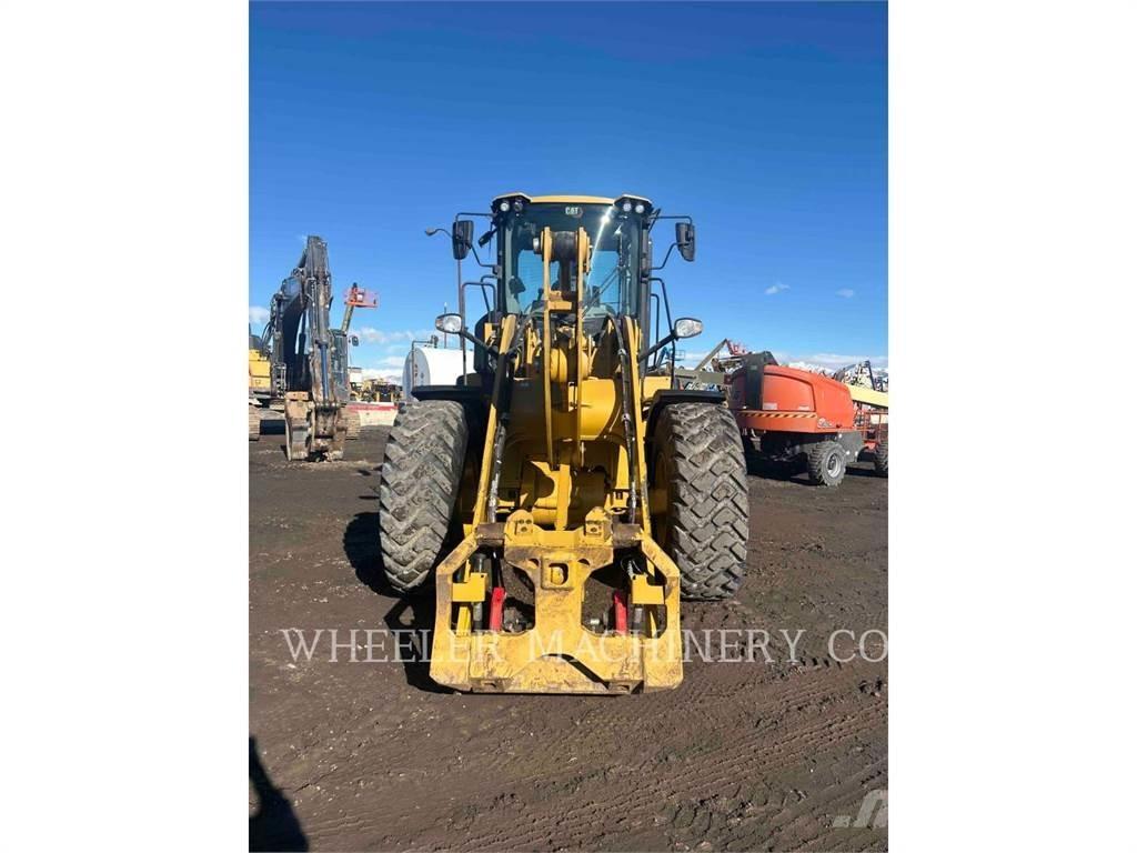 CAT 926M HL QC 輪胎式裝載機