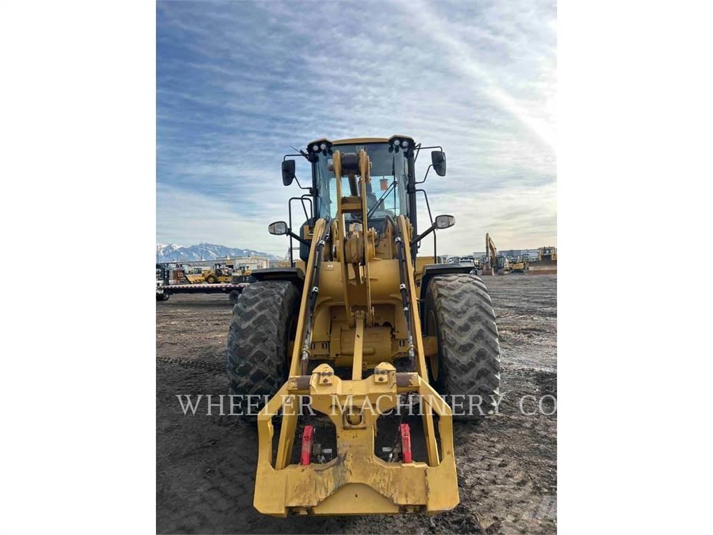 CAT 926M HL QC 輪胎式裝載機