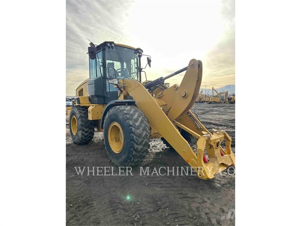 CAT 926M HL QC 輪胎式裝載機