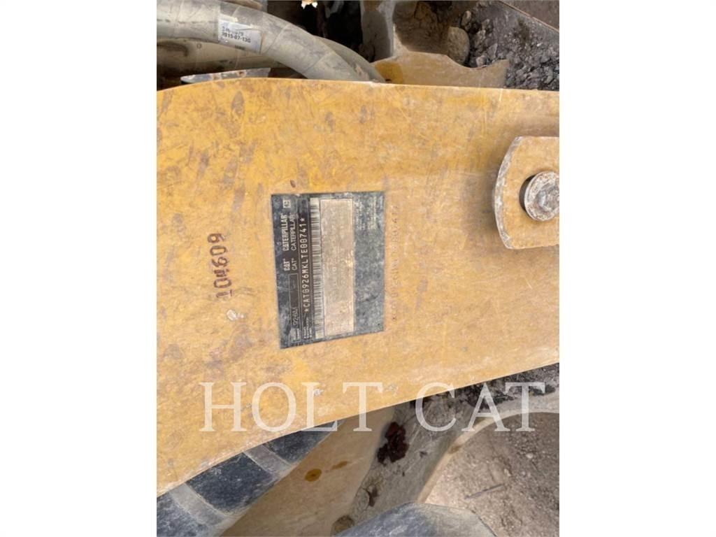 CAT 926M QC 輪胎式裝載機