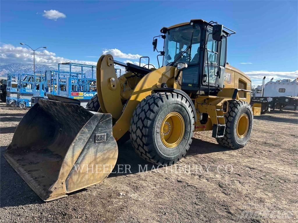 CAT 926M QC 輪胎式裝載機