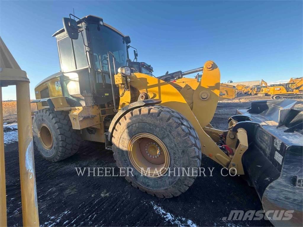CAT 926M QC 輪胎式裝載機