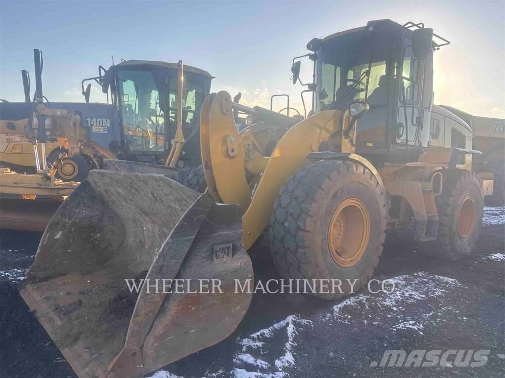 CAT 926M QC 輪胎式裝載機