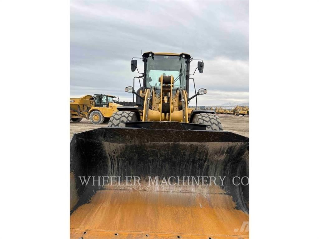 CAT 926M QC 輪胎式裝載機