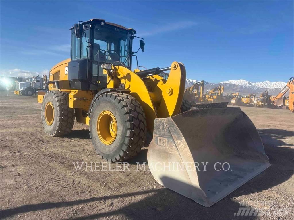 CAT 926M QC 輪胎式裝載機