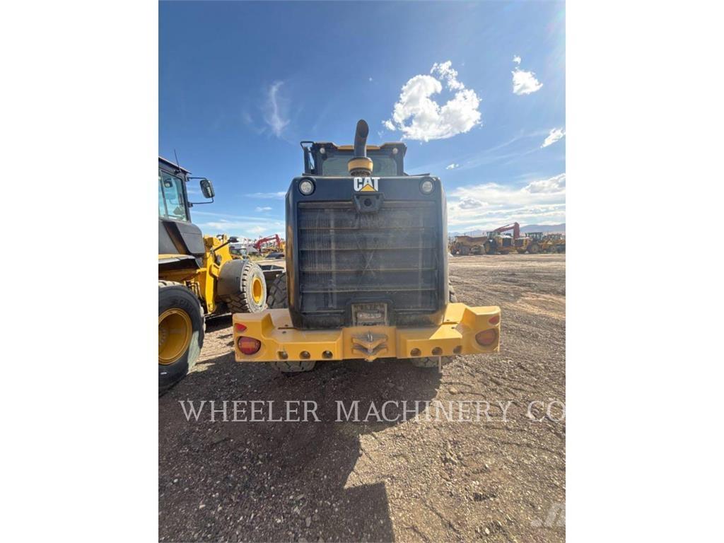 CAT 926M QC 輪胎式裝載機