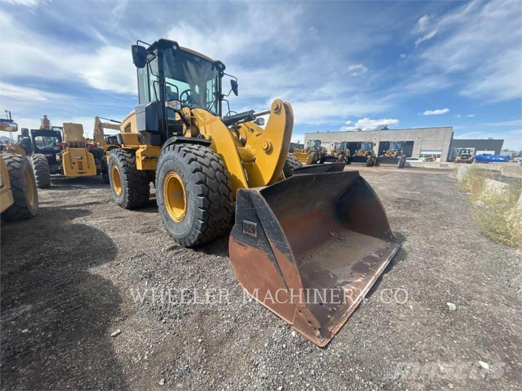 CAT 926M QC 輪胎式裝載機