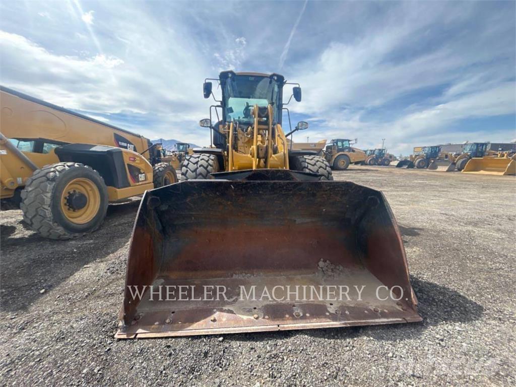 CAT 926M QC 輪胎式裝載機
