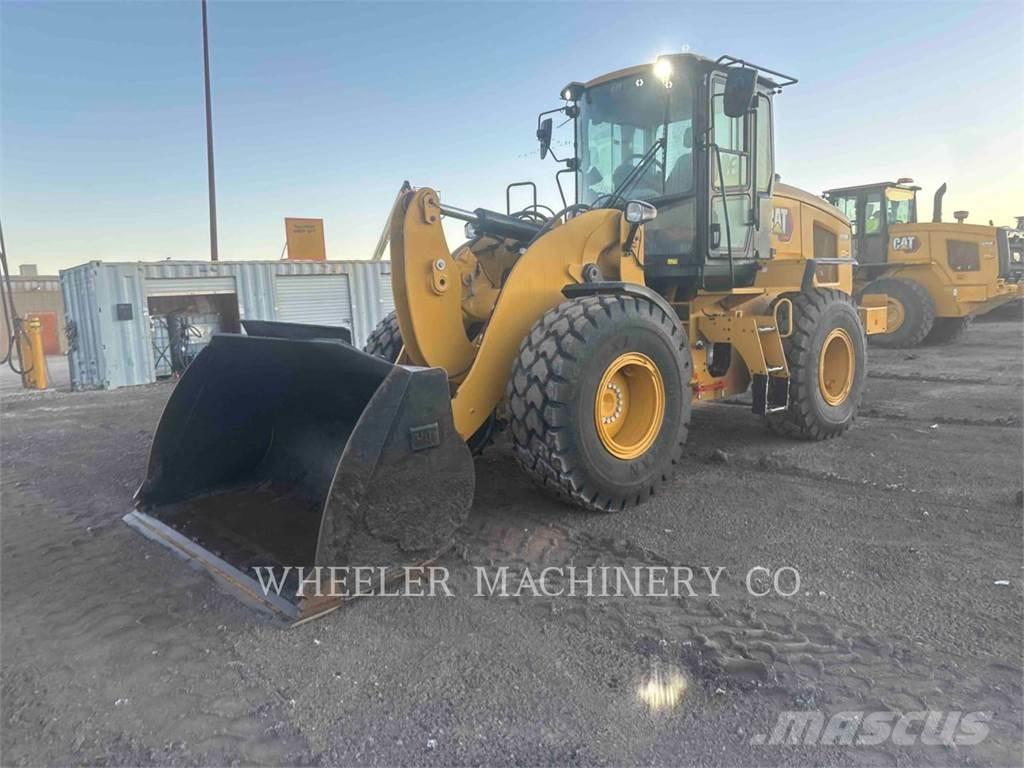 CAT 926M QC 3V 輪胎式裝載機