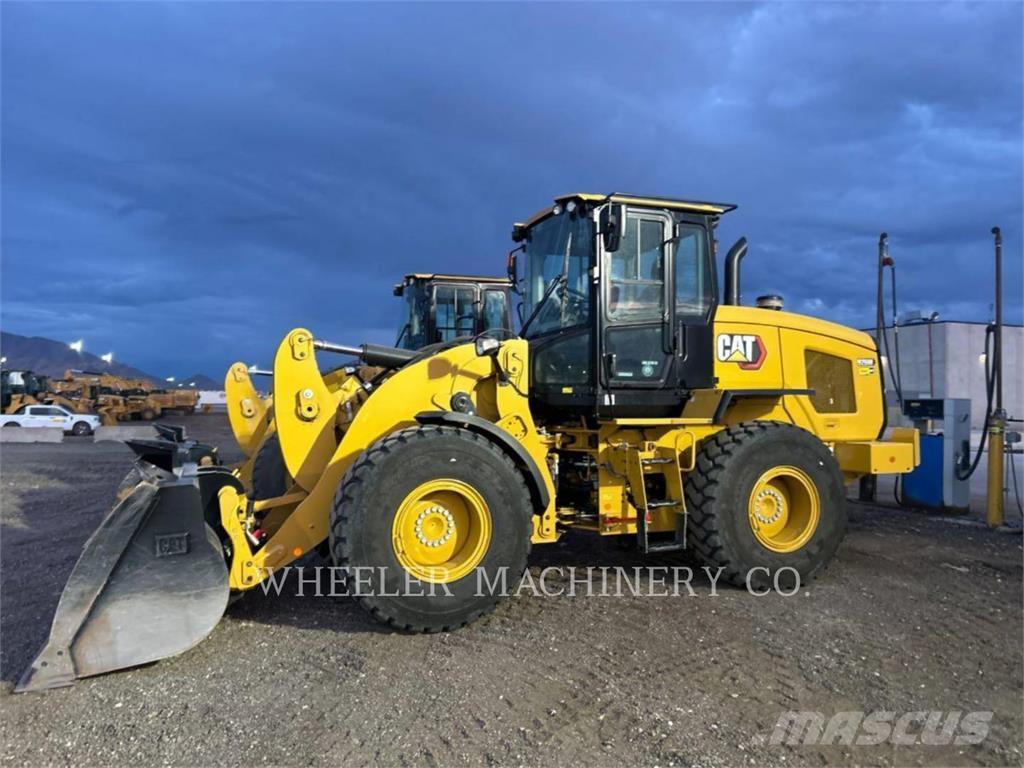CAT 926M QC 3V 輪胎式裝載機